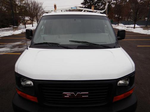 2017 GMC Savana 2500 Work Van