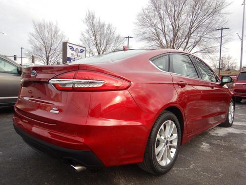 2019 Ford Fusion SE