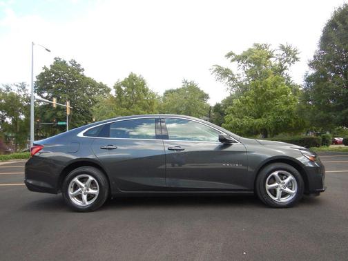 2018 Chevrolet Malibu 1LS