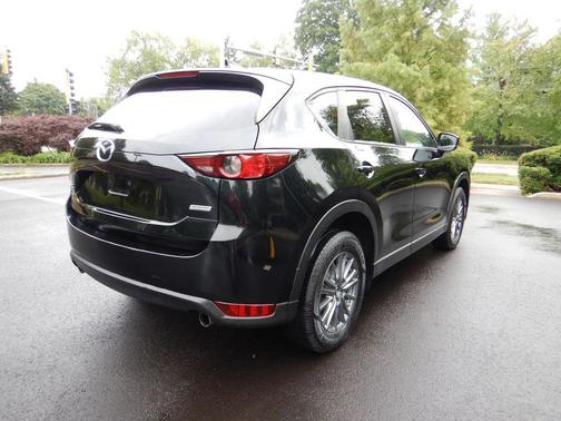 2017 Mazda CX-5 Sport