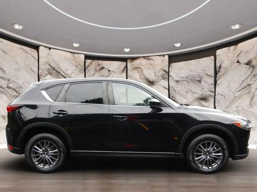 2017 Mazda CX-5 Sport