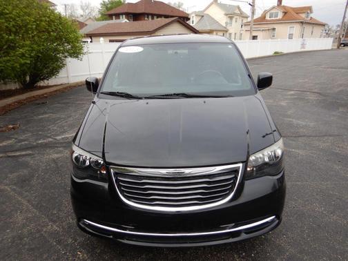2015 Chrysler Town & Country S
