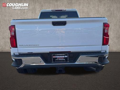 Summit White 2026 Chevrolet Silverado 3500 WT