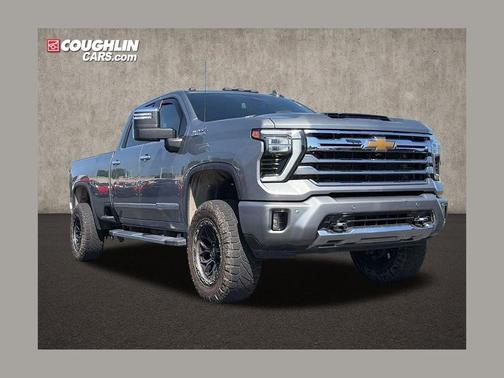 Sterling Gray Metallic 2024 Chevrolet Silverado 3500 High Country