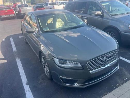 2017 Lincoln MKZ Premiere