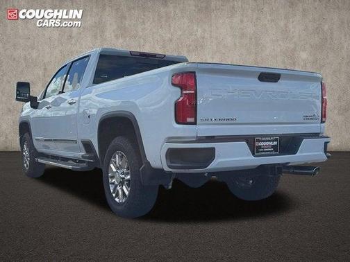 Polar White 2026 Chevrolet Silverado 2500 High Country