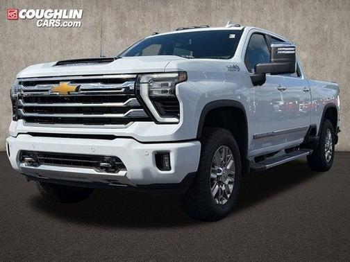 Polar White 2026 Chevrolet Silverado 2500 High Country