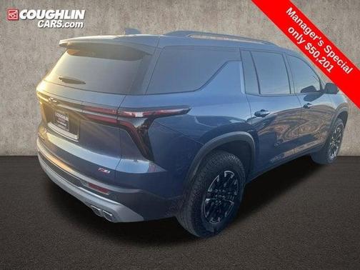 Lakeshore Blue Metallic 2026 Chevrolet Traverse Z71