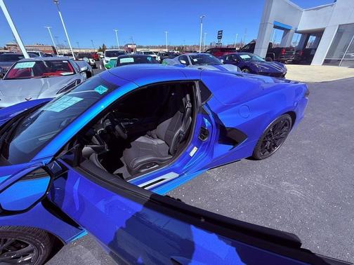 Rip Tide Blue 2026 Chevrolet Corvette Stingray w/1LT