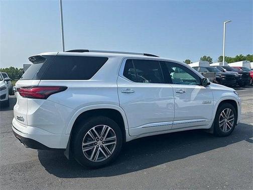 2023 Chevrolet Traverse High Country
