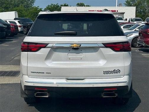 2023 Chevrolet Traverse High Country