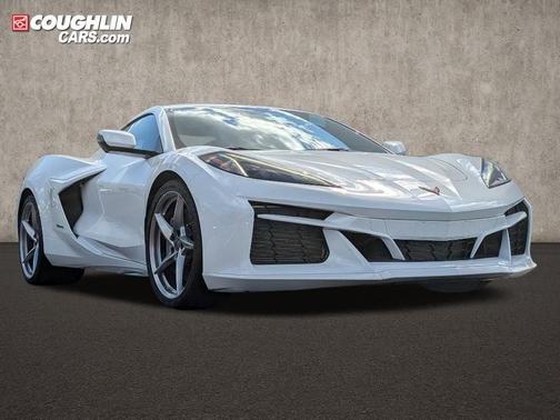 2025 Chevrolet Corvette E-Ray