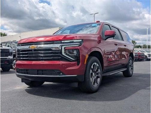 2025 Chevrolet Suburban LT