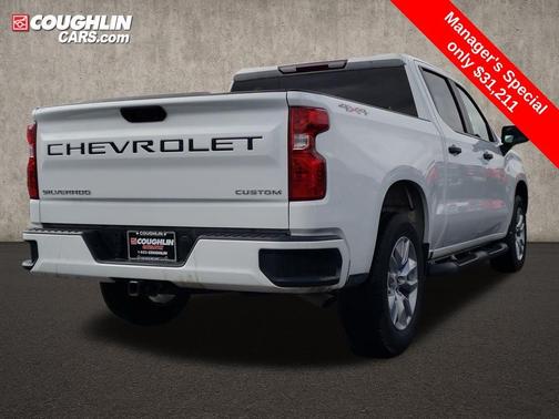2022 Chevrolet Silverado 1500 Custom