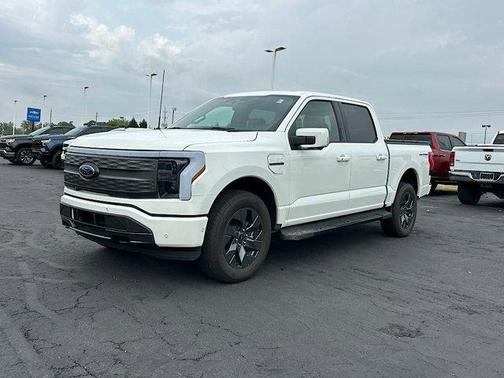 2022 Ford F-150 Lightning LARIAT