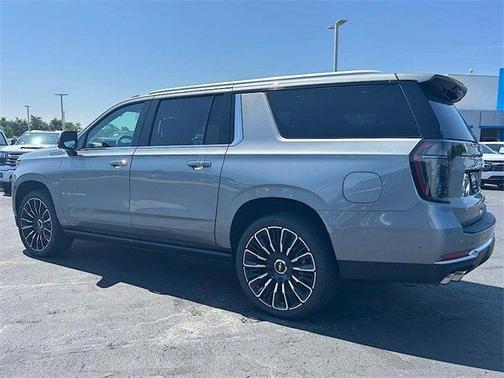 2025 Chevrolet Suburban High Country