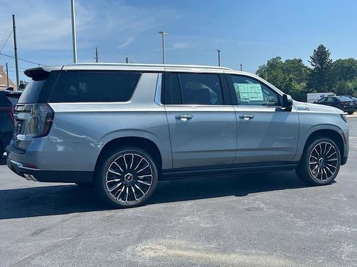 2025 Chevrolet Suburban High Country