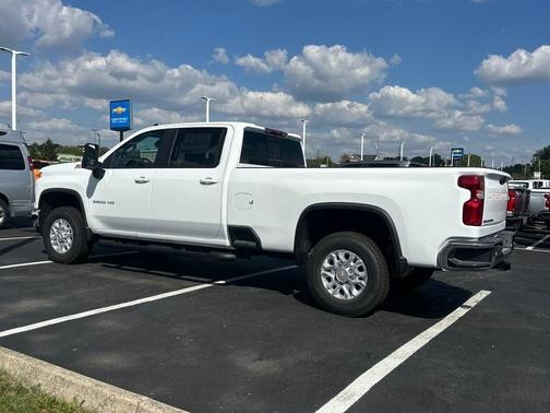 2026 Chevrolet Silverado 3500 LT