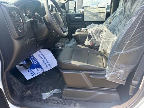 2026 Chevrolet Silverado 3500 WT