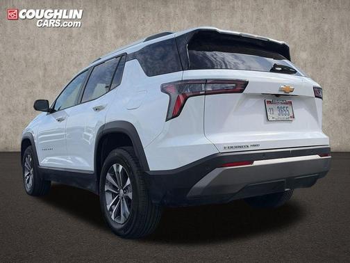 Summit White 2025 Chevrolet Equinox LT