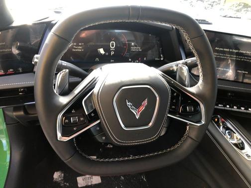 Green Metallic 2026 Chevrolet Corvette Stingray w/2LT