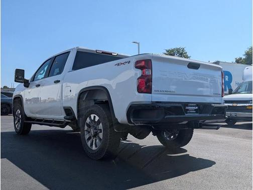 2026 Chevrolet Silverado 2500 Custom