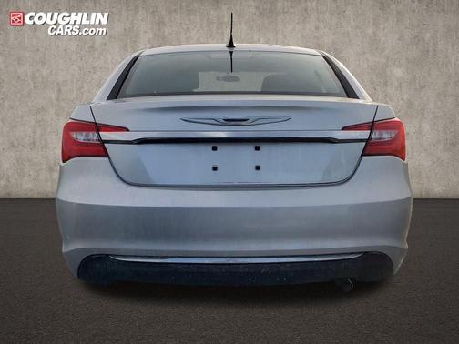 2012 Chrysler 200 Touring