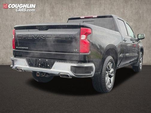 Black 2022 Chevrolet Silverado 1500 LT