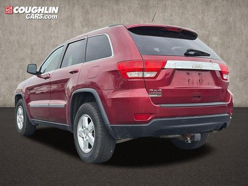 Deep Cherry Red Crystal Pearlcoat 2013 Jeep Grand Cherokee Laredo