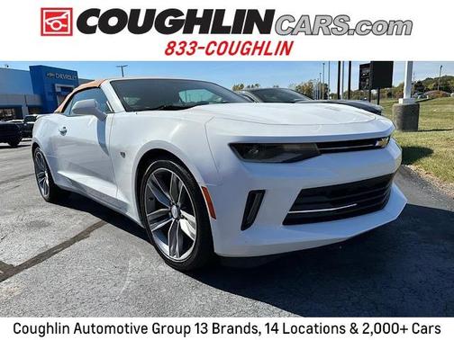 Photo 1 of 26 of 2018 Chevrolet Camaro 2LT