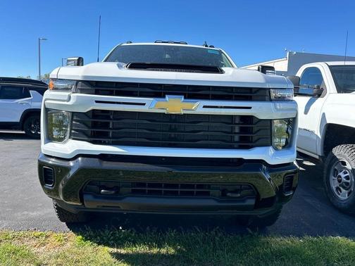 2025 Chevrolet Silverado 2500 Custom