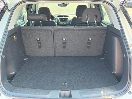Summit White 2023 Chevrolet Trailblazer LS