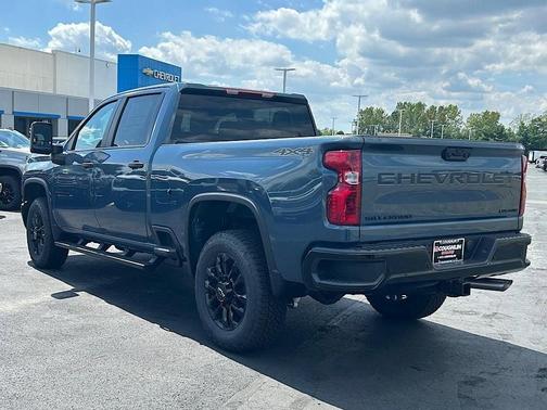 2025 Chevrolet Silverado 2500 Custom