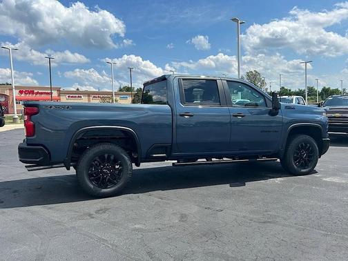 2025 Chevrolet Silverado 2500 Custom