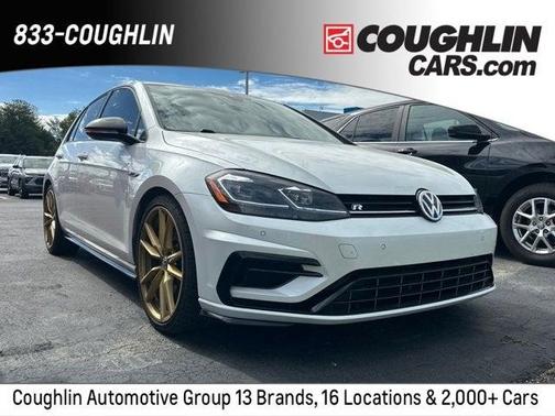 2018 Volkswagen Golf R 2.0T w/DCC & Navigation