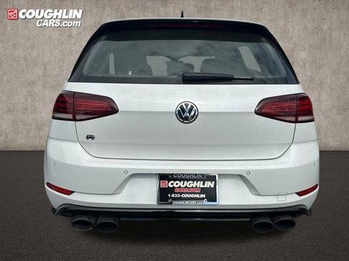 2018 Volkswagen Golf R 2.0T w/DCC & Navigation