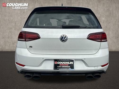 2018 Volkswagen Golf R 2.0T w/DCC & Navigation