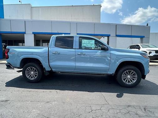 2025 Chevrolet Colorado LT