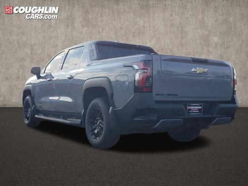 2025 Chevrolet Silverado EV LT