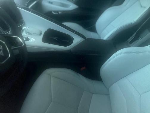 2023 Chevrolet Corvette Stingray w/2LT