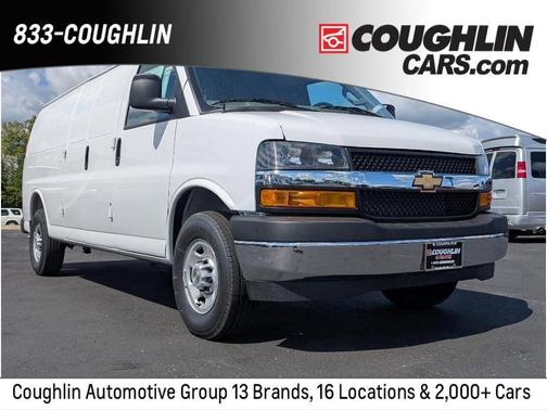 2025 Chevrolet Express 3500 Work Van