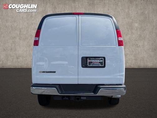 2025 Chevrolet Express 3500 Work Van