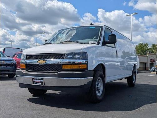 2025 Chevrolet Express 3500 Work Van