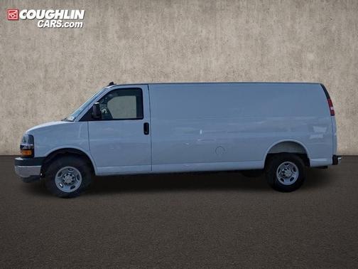2025 Chevrolet Express 3500 Work Van