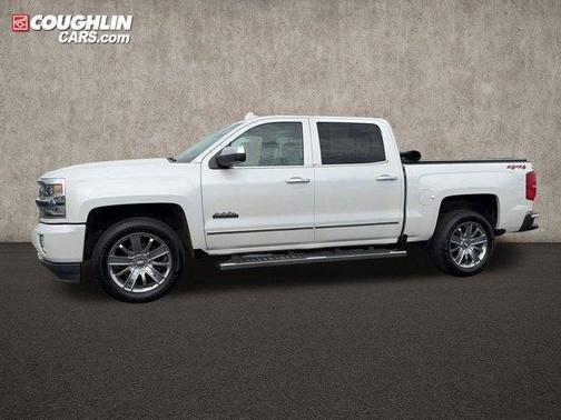 Iridescent Pearl Tricoat 2018 Chevrolet Silverado 1500 High Country
