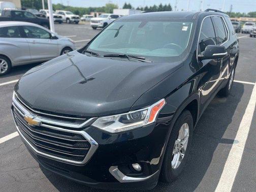 2021 Chevrolet Traverse LT Cloth