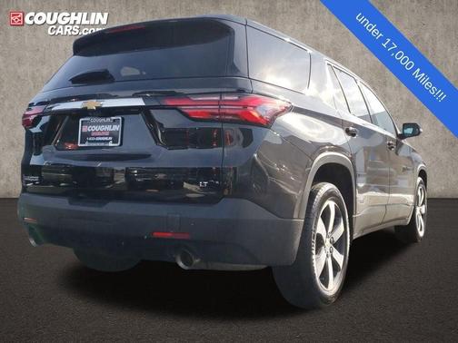 2022 Chevrolet Traverse LT Leather