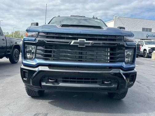 2026 Chevrolet Silverado 2500 Custom