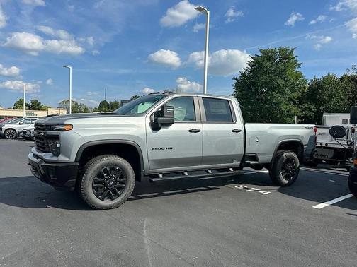 2026 Chevrolet Silverado 2500 Custom