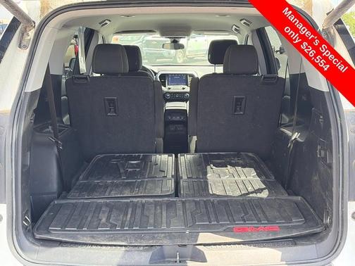 Summit White 2023 GMC Acadia SLE